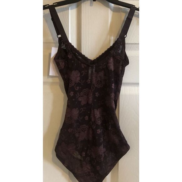 Ashro Lace Shapewear Size 40B - Picture 7 of 9